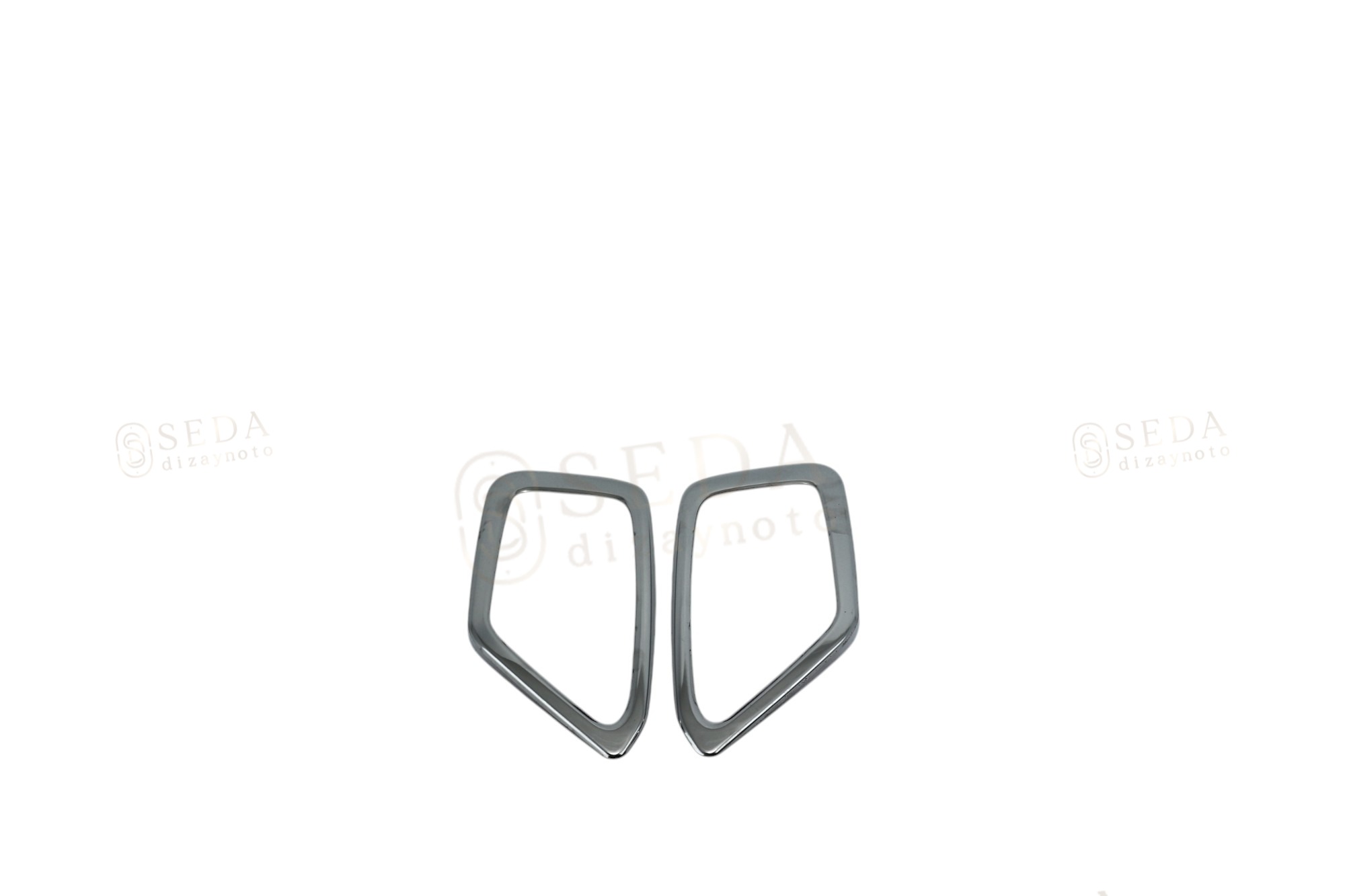 Fiat Egea Cross 2020 > Sis Çerçevesi 2 Prç.Bütün