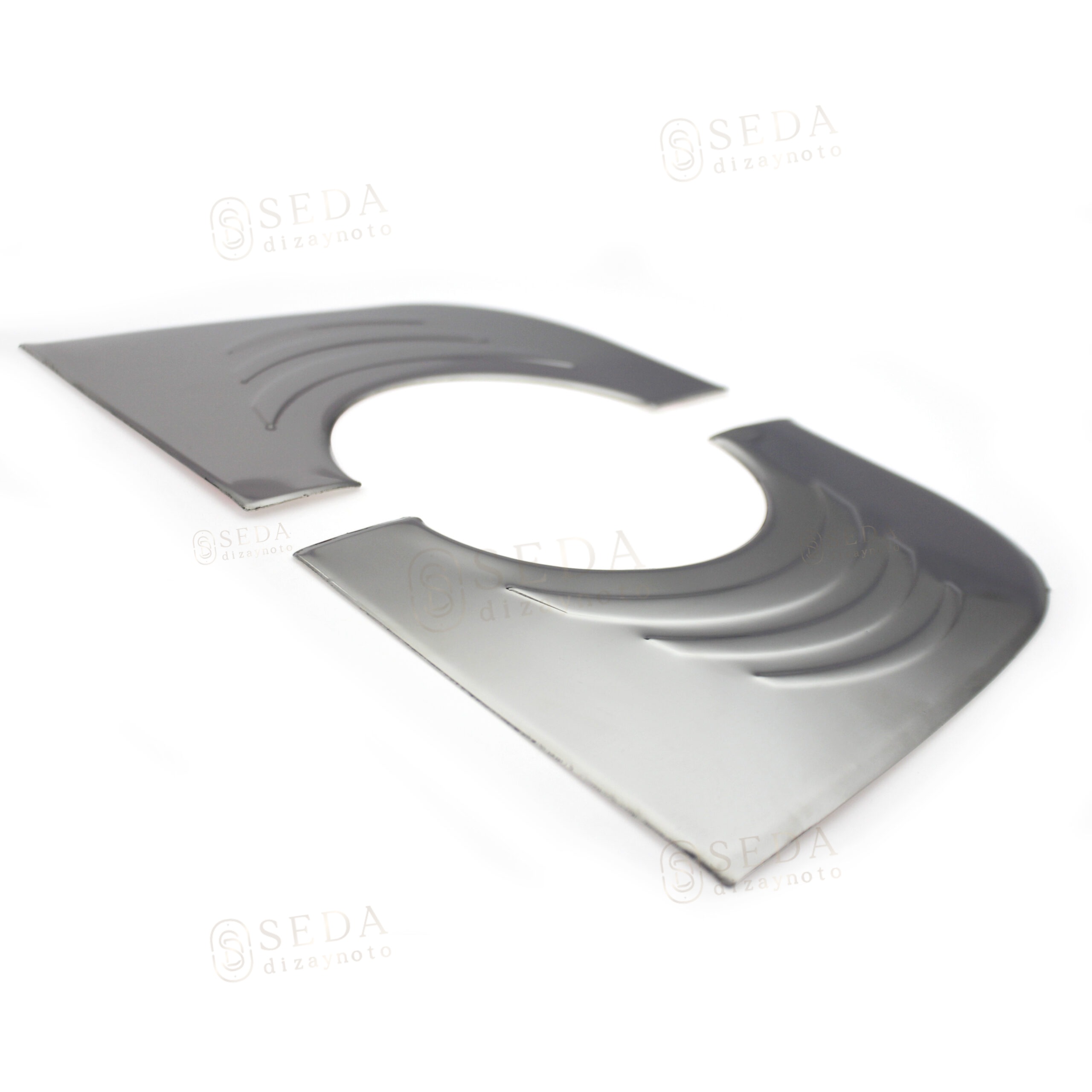 Mercedes Sprinter Van 2006 > Arka Amblem Çerçevesi 2 Prç. P. Çelik