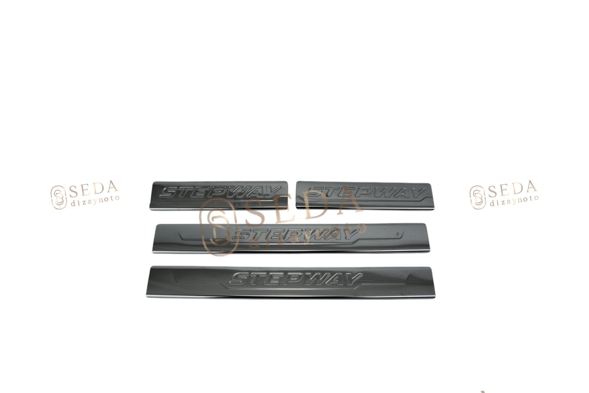 Dacia Sandero 3 Stepway HB 2020 > Kapı Eşiği 4 Kapı.P. Çelik - Stepway Yazılı - Görsel 3