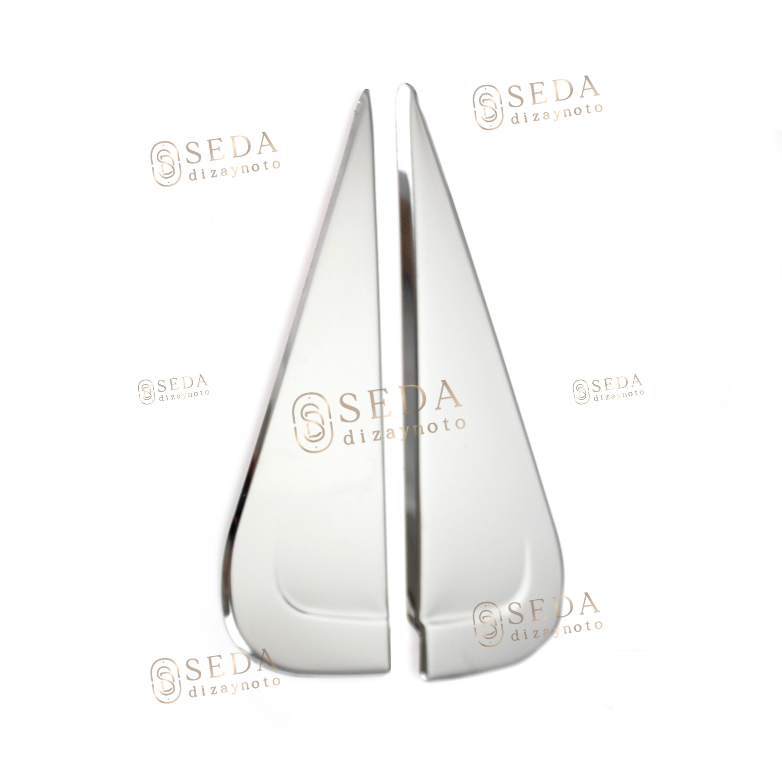 Dacia Duster Suv 2010 > Arka Cam Kelebek Yerİ 2 Prç. P. Çelik